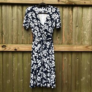 Gay Boyer Vintage Floral Midi Dress Size 8 Navy White Short Sleeve